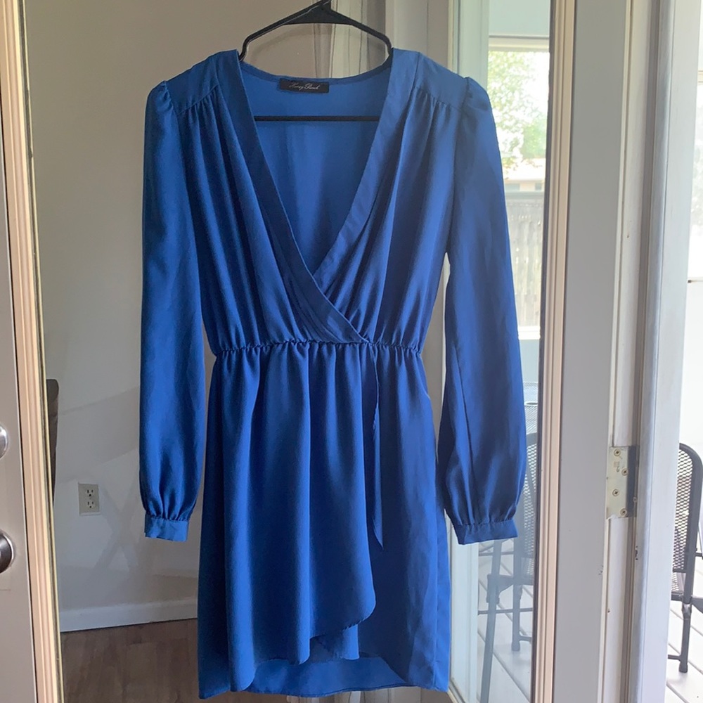 Lulu’s blue V cut dress
